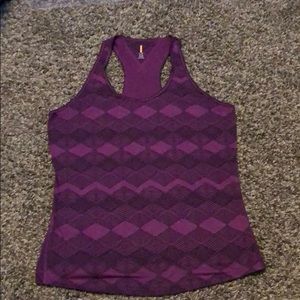 Lucy tank sz large
